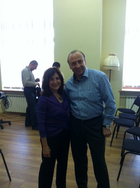 Знакомство Г. Свердлова с Марша Рейнольдс.